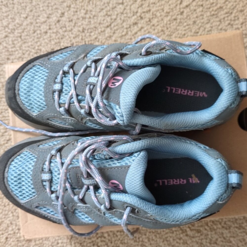 Kids Merrell Size 1 Hiking Shoes